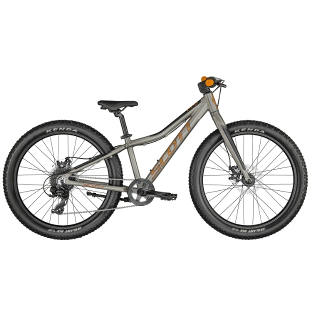 Obrázok z Scott Roxter 24 2023 Silver